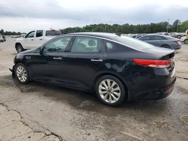 5XXGU4L30HG157425 2017 KIA OPTIMA - Image 2