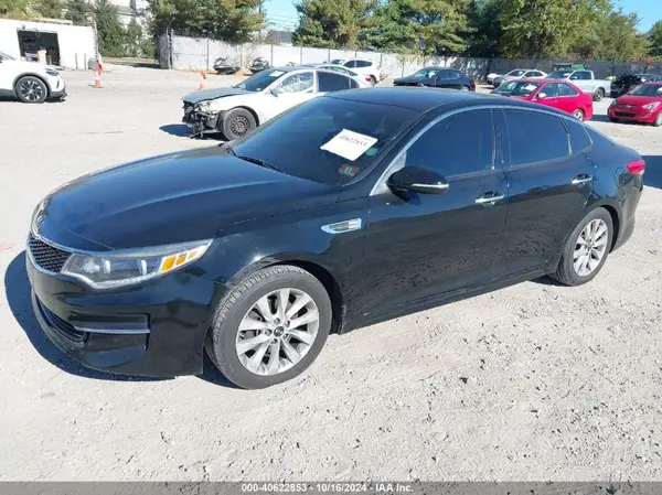 5XXGU4L30HG163175 2017 KIA OPTIMA - Image 2