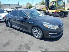 5XXGU4L30JG180645 2018 KIA OPTIMA
