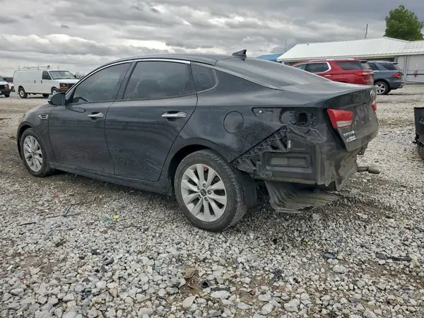 5XXGU4L30JG188518 2018 KIA OPTIMA - Image 2