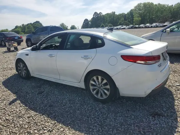 5XXGU4L30JG204359 2018 KIA OPTIMA - Image 2