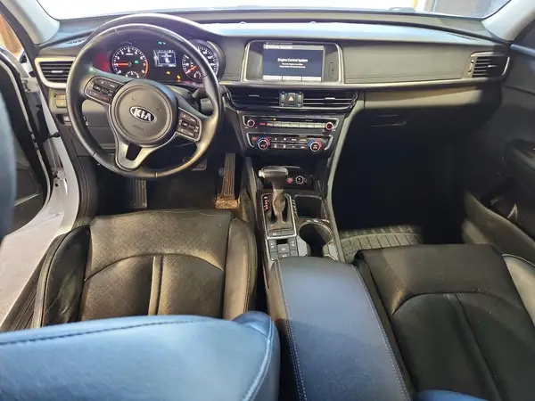 5XXGU4L30JG209688 2018 KIA OPTIMA - Image 8