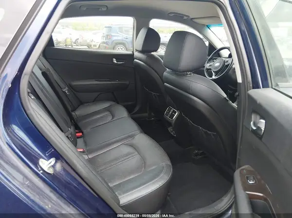 5XXGU4L30JG221310 2018 KIA OPTIMA - Image 8
