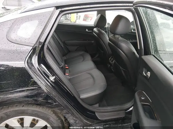 5XXGU4L30JG226989 2018 KIA OPTIMA - Image 8