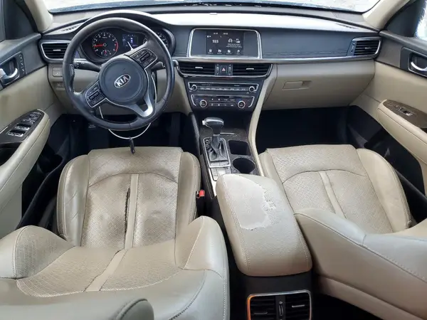 5XXGU4L30JG250533 2018 KIA OPTIMA - Image 8