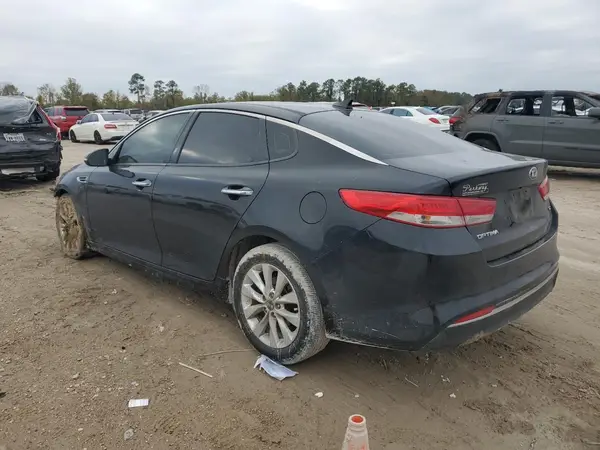 5XXGU4L30JG255800 2018 KIA OPTIMA - Image 2