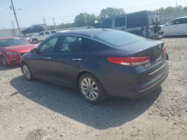5XXGU4L30JG259930 2018 KIA OPTIMA - Image 2