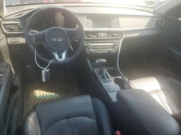 5XXGU4L30JG259930 2018 KIA OPTIMA - Image 8