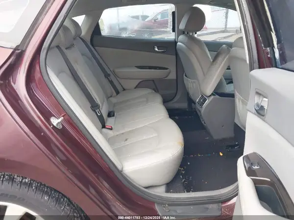 5XXGU4L31GG009928 2016 KIA OPTIMA - Image 8