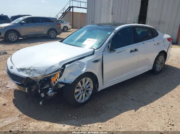 5XXGU4L31GG010576 2016 KIA OPTIMA - Image 2