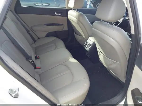 5XXGU4L31GG012134 2016 KIA OPTIMA - Image 8