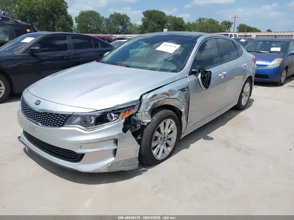 5XXGU4L31GG032772 2016 KIA OPTIMA - Image 2