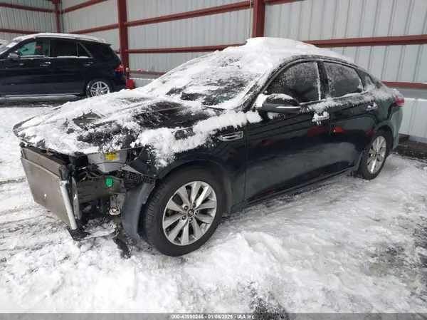 5XXGU4L31GG043254 2016 KIA OPTIMA - Image 2