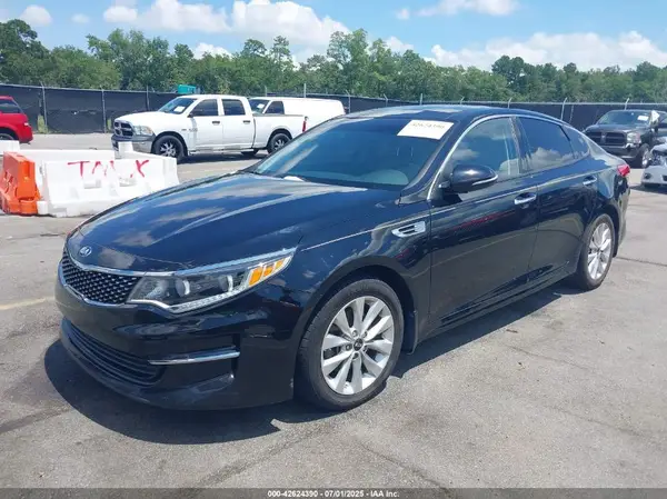 5XXGU4L31GG054867 2016 KIA OPTIMA - Image 2