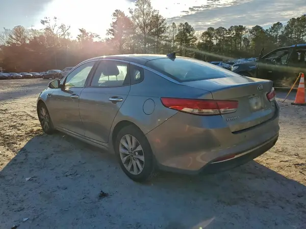 5XXGU4L31GG070535 2016 KIA OPTIMA - Image 2