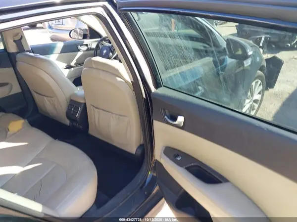 5XXGU4L31GG078988 2016 KIA OPTIMA - Image 8