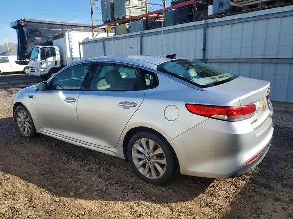 5XXGU4L31GG079543 2016 KIA OPTIMA - Image 2