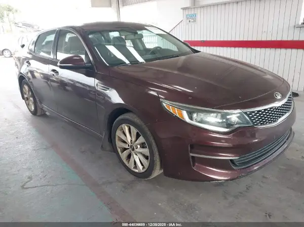 5XXGU4L31GG081387 2016 KIA OPTIMA - Image 1
