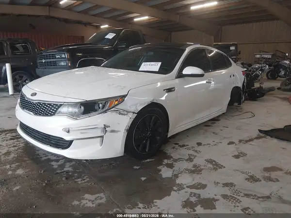 5XXGU4L31GG099873 2016 KIA OPTIMA - Image 2