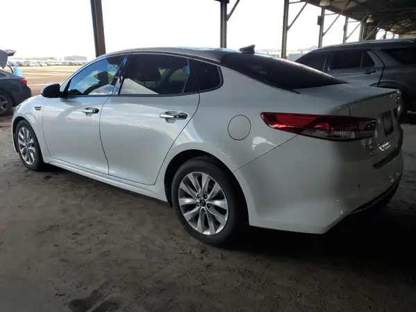 5XXGU4L31GG113044 2016 KIA OPTIMA - Image 2