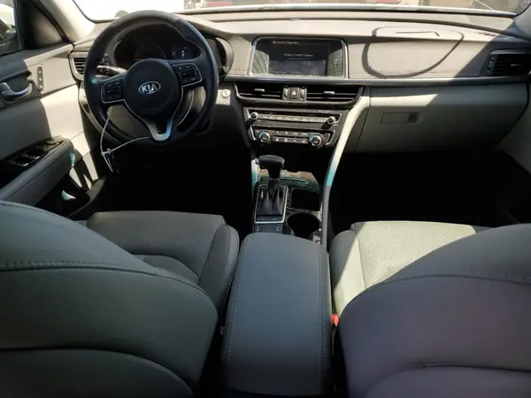 5XXGU4L31GG113044 2016 KIA OPTIMA - Image 8