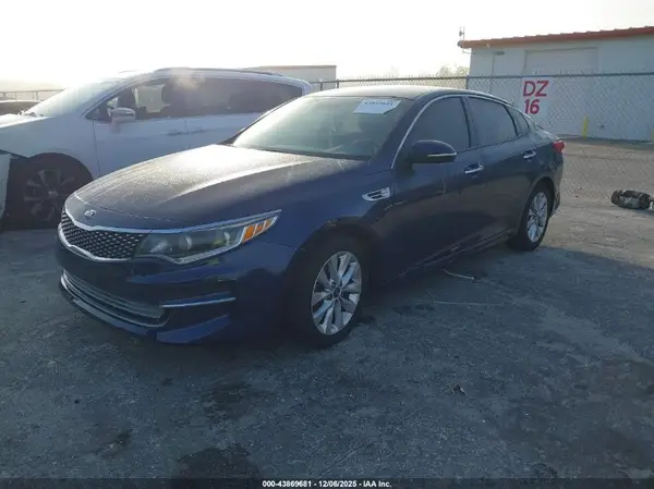 5XXGU4L31GG114761 2016 KIA OPTIMA - Image 2