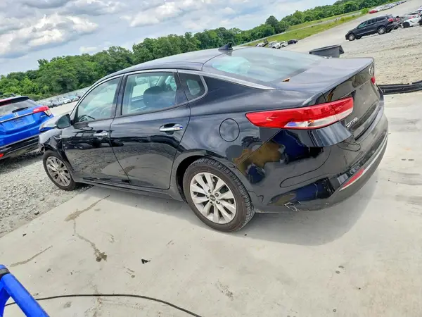 5XXGU4L31HG124255 2017 KIA OPTIMA - Image 2