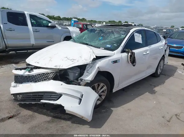 5XXGU4L31HG130475 2017 KIA OPTIMA - Image 2