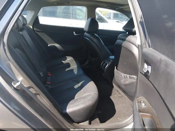 5XXGU4L31HG145204 2017 KIA OPTIMA - Image 8