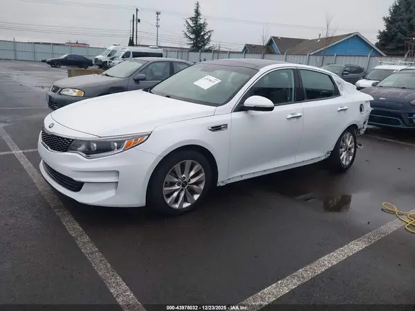 5XXGU4L31HG169003 2017 KIA OPTIMA - Image 2