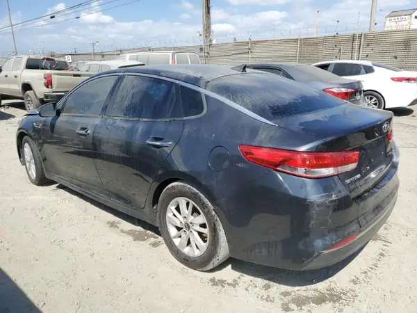 5XXGU4L31JG181917 2018 KIA OPTIMA - Image 2