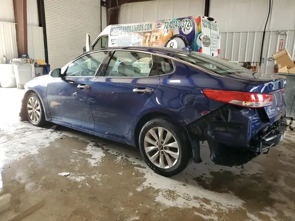 5XXGU4L31JG186759 2018 KIA OPTIMA - Image 2