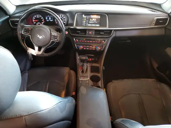 5XXGU4L31JG197373 2018 KIA OPTIMA - Image 8