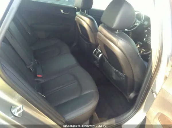 5XXGU4L31JG204208 2018 KIA OPTIMA - Image 8