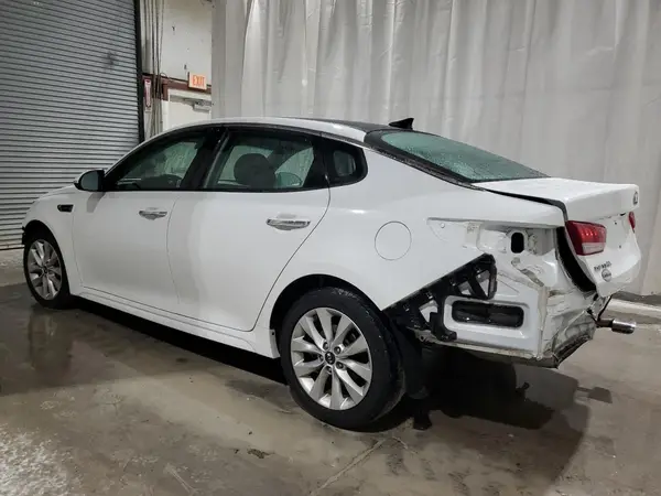 5XXGU4L31JG206976 2018 KIA OPTIMA - Image 2