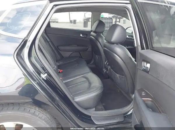 5XXGU4L31JG209845 2018 KIA OPTIMA - Image 8