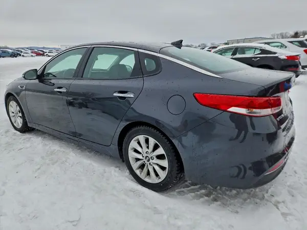 5XXGU4L31JG212440 2018 KIA OPTIMA - Image 2
