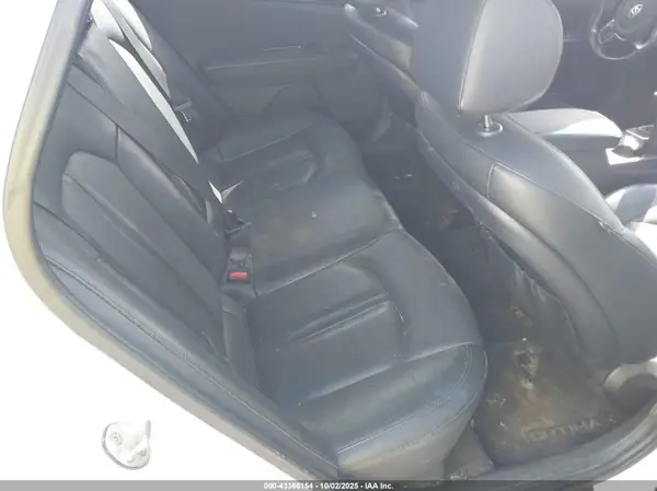 5XXGU4L31JG238794 2018 KIA OPTIMA - Image 8