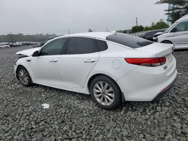 5XXGU4L31JG244742 2018 KIA OPTIMA - Image 2