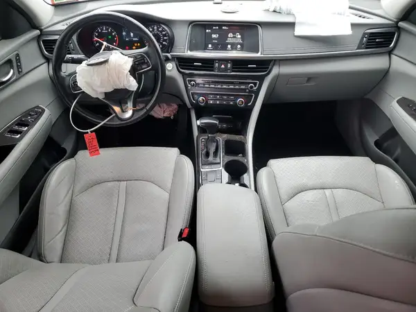 5XXGU4L31JG244742 2018 KIA OPTIMA - Image 8