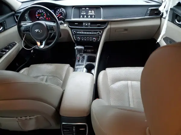 5XXGU4L31JG250041 2018 KIA OPTIMA - Image 8