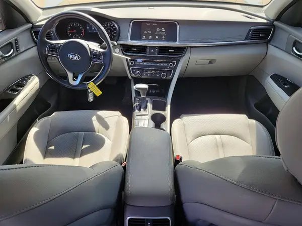 5XXGU4L31JG259872 2018 KIA OPTIMA - Image 8
