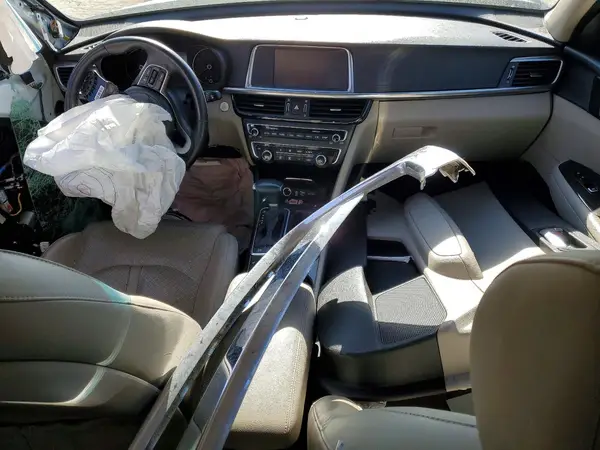 5XXGU4L31JG264912 2018 KIA OPTIMA - Image 8