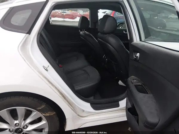 5XXGU4L31JG274856 2018 KIA OPTIMA - Image 8