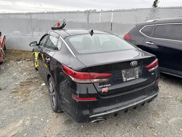 5XXGU4L31KG310854 2019 KIA OPTIMA - Image 2