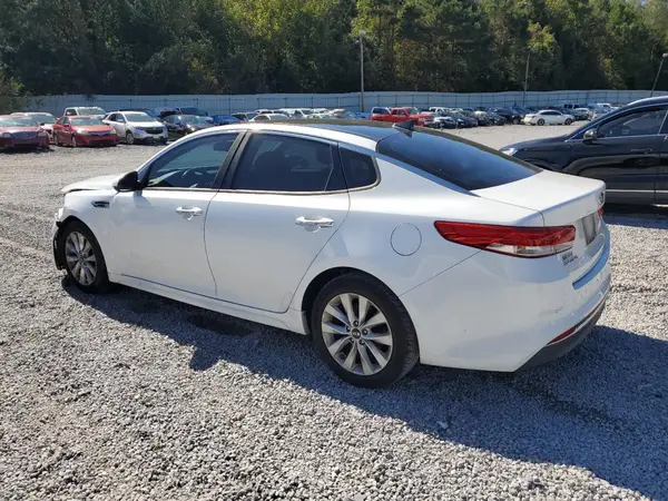 5XXGU4L32GG005421 2016 KIA OPTIMA - Image 2