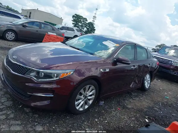 5XXGU4L32GG006245 2016 KIA OPTIMA - Image 2