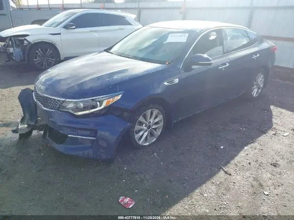 5XXGU4L32GG016144 2016 KIA OPTIMA - Image 2