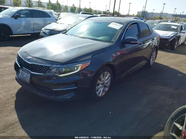 5XXGU4L32GG022414 2016 KIA OPTIMA - Image 2