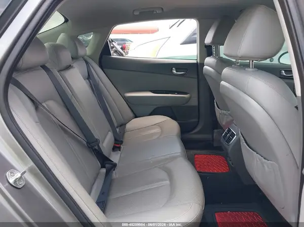 5XXGU4L32GG032554 2016 KIA OPTIMA - Image 8